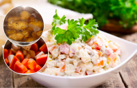 Чому воду після варіння овочів на салат Олів'є виливати не можна: 3 способи, які не знали господині