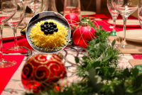 Божественний салат Чорна перлина на Новий рік 2023: рецепт справжнього делікатесу