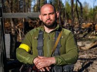 Участник Холостячки с Ксенией Мишной ранен в грудь в боях за юг Украины