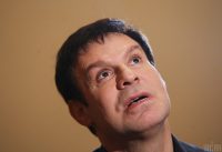 Фейс весь обколотий ботоксом: як зараз виглядає 66-річний Шифрін