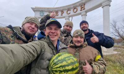Замість тисячі слів: Дмитро Комаров показав фото зі звільненого Херсона