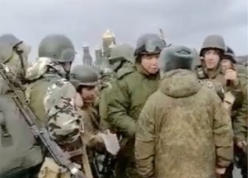 "Башка відлетить": у РФ мобілізовані б'ють офіцерів