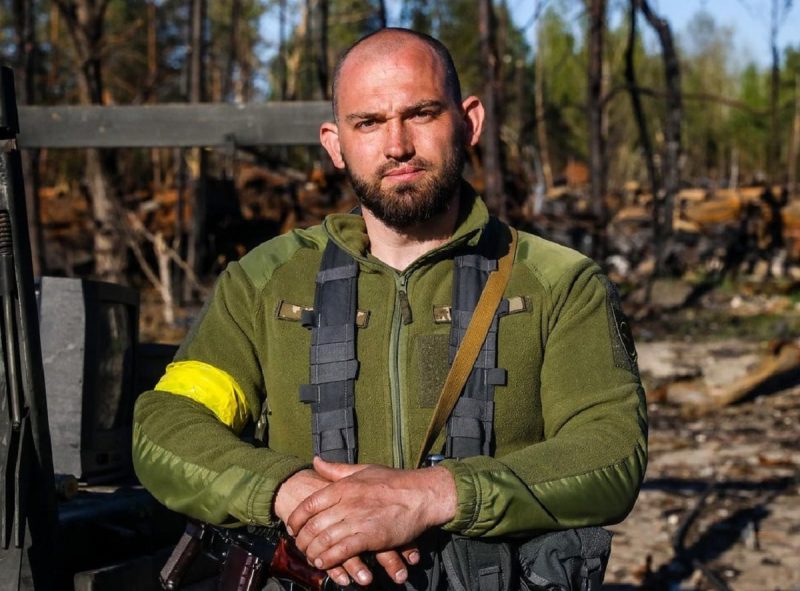 Учасник Холостячки з Ксенією Мішною поранений в груди в боях за південь України