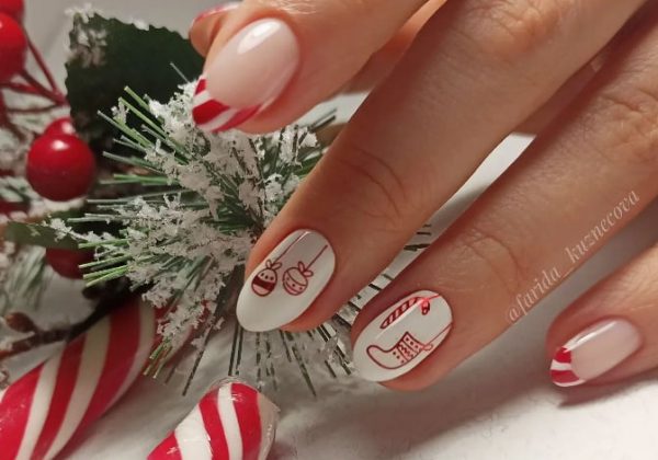 Новогодний маникюр 2023 френч
