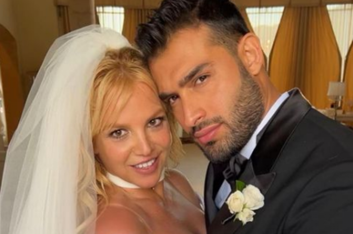 Бритни Спирс и Сэм Асгари Бритни Спирс и Сэм Асгари