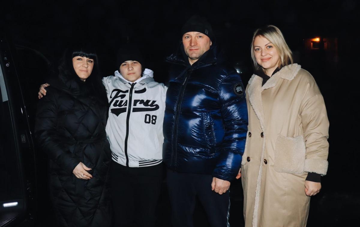 Залужний здійснив мрію сина безвісти зниклого на війні військового Залужний здійснив мрію сина безвісти зниклого на війні військового