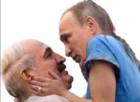Разом до смерті: Лукашенка з Путіним на руках підняли на сміх