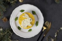 Самый простой и очень вкусный салат на Рождество: изысканный рецепт за пару минут