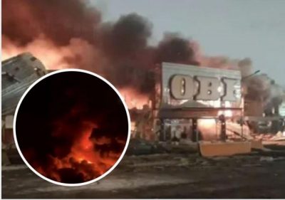 У Москві палає величезний торговий центр: чутно потужні вибухи