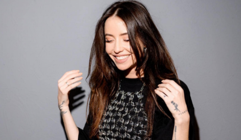 Дорофеева показала стильный и смелый спортивный лук