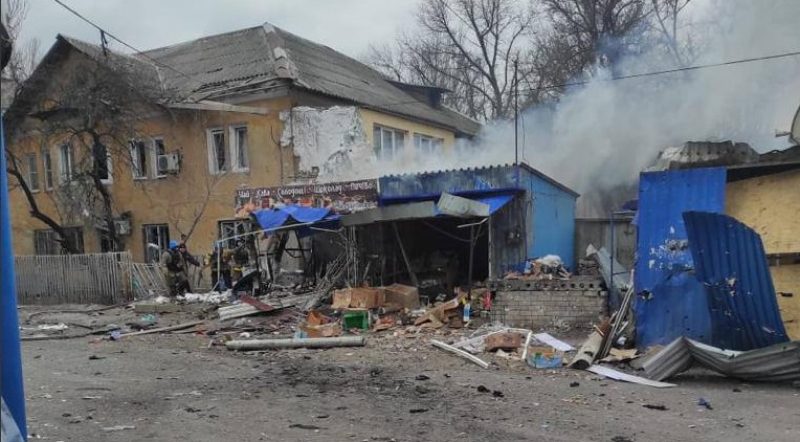 Окупанти накрили Курахове з РСЗВ: 8 людей загинули, ще 5 поранені