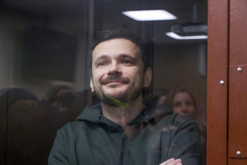 8,5 років колонії за стрім про Бучу: в РФ запроторили за ґрати опозиціонера Яшина
