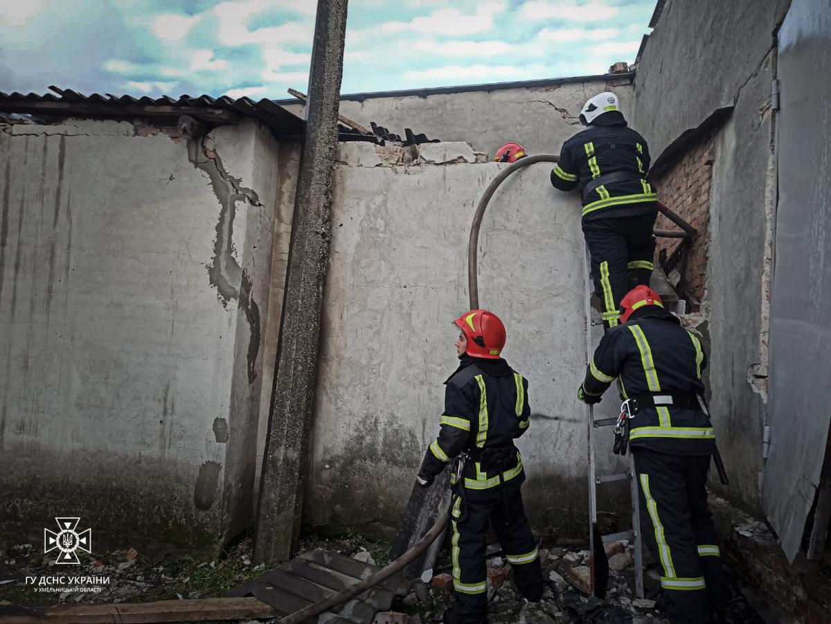 Наслідки ракетного удару РФ по Хмельницькому 31 грудня 2022 року