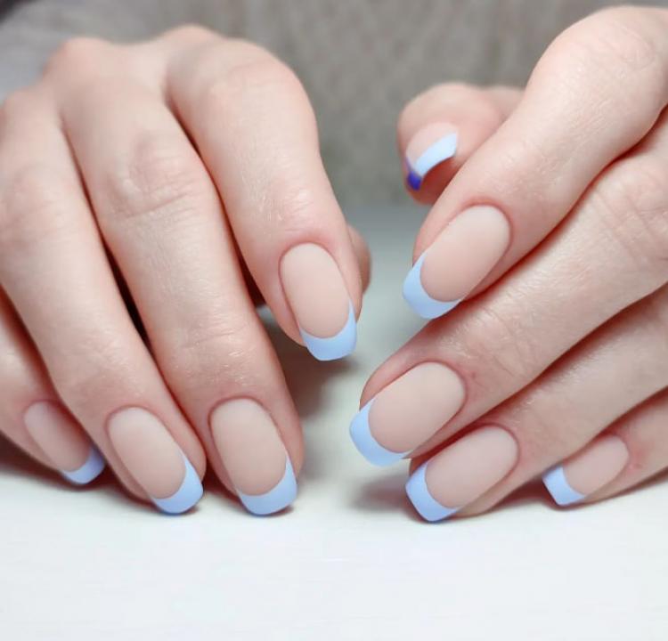 Матовий френч манікюр 2023: 5 варіантів наймоднішого нейл-арту на сьогоднішній момент Матовий френч манікюр 2023: 5 варіантів наймоднішого нейл-арту на сьогоднішній момент