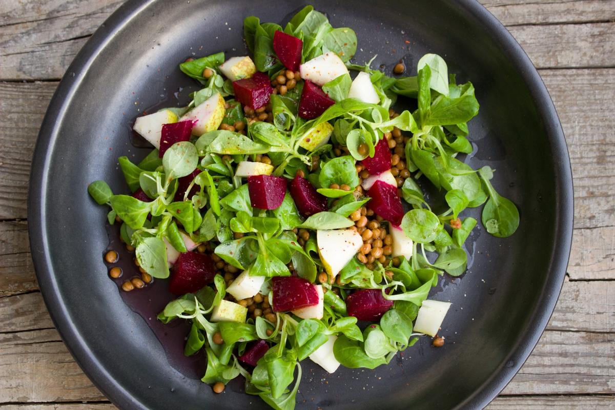 Салат из свеклы на зиму – кулинарный рецепт