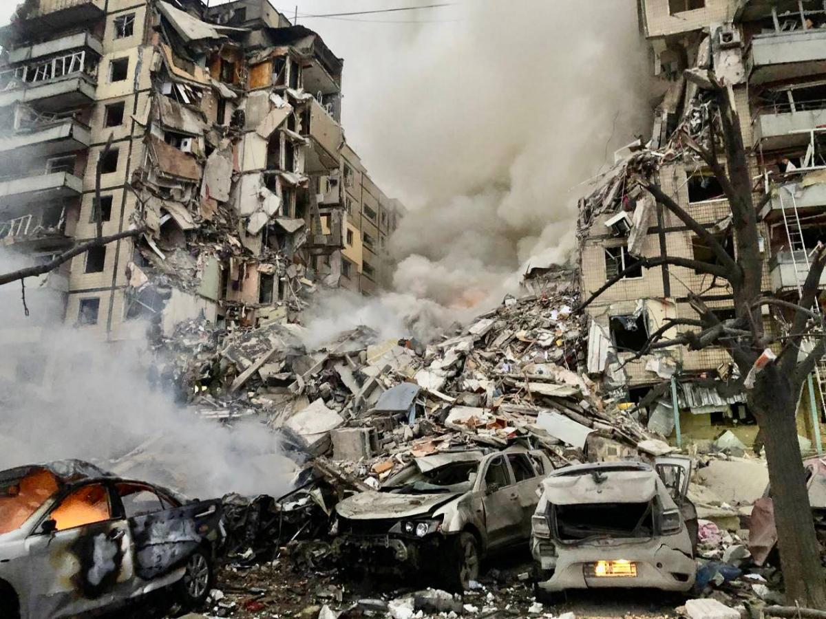 Ракетний удар по Дніпру: 12 загиблих та 64 поранених - нові деталі