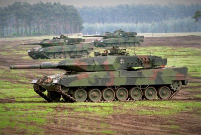 Украина провела откровенный разговор с Германией о передаче танков Leopard