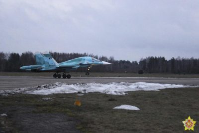 Для виконання завдань: РФ перекинула до Білорусі бомбардувальники Су-34 - чого очікувати Україні