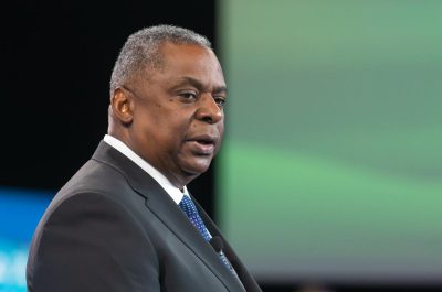 Ллойд Остін Ллойд Остін