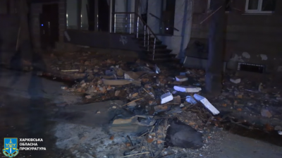 РФ вдарила ракетою по житловому будинку в Харкові: є жертва та постраждалі