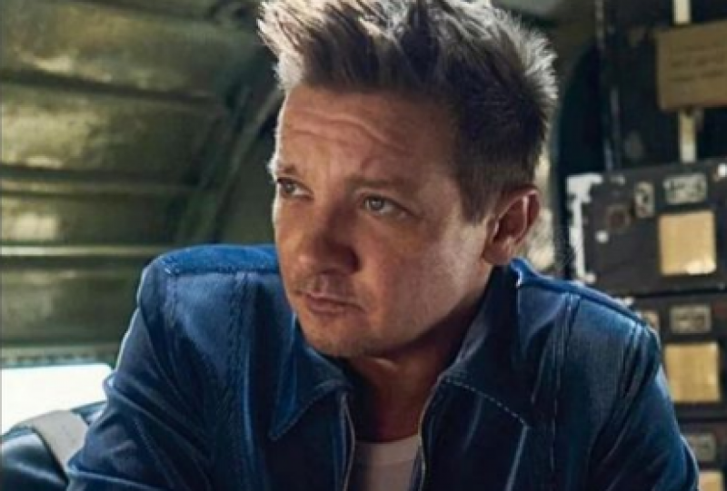 Звезда Марвел показал, как выглядит после страшной аварии в горах - Тор и Капитан Америка в шоке