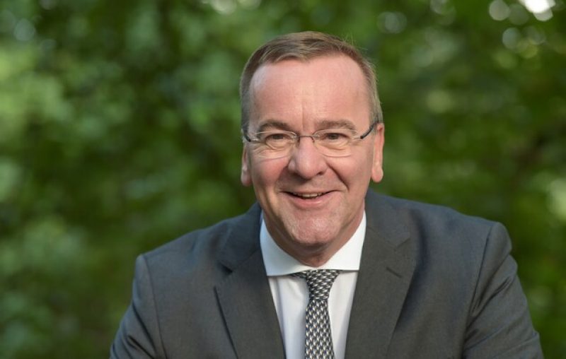 Новий міністр оборони Німеччини анонсував візит в Україну - Bild