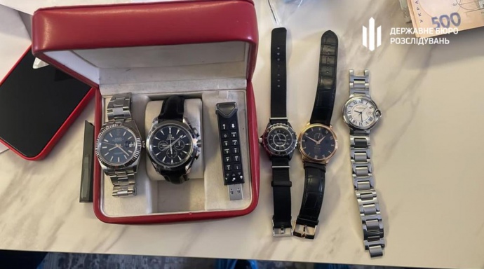 Знайдені дорогі годинники у Датій