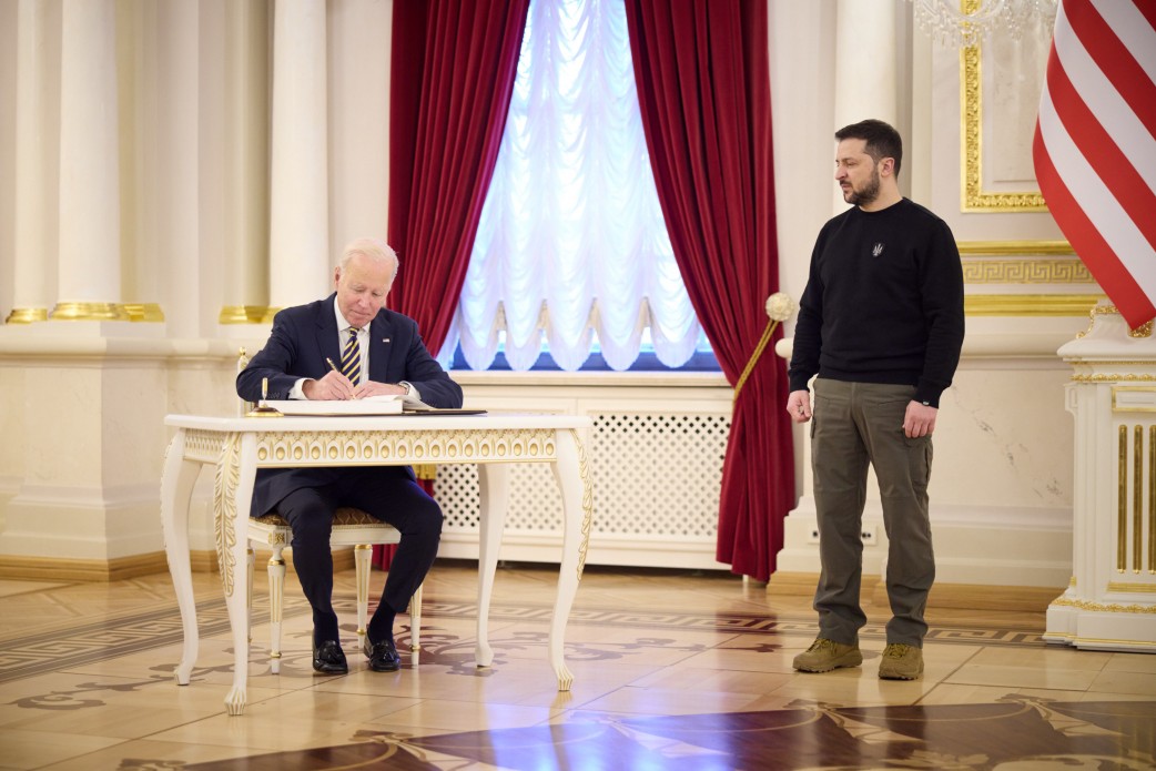 Байден у Києві, зустріч із Зеленським Байден у Києві, зустріч із Зеленським