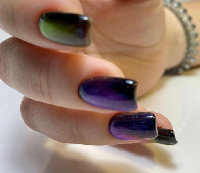 Маникюр кошачий глаз 2023