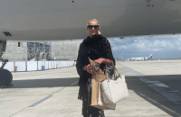 Старіюча баба хапається за все: Волочкова задерла спідницю прямо на сцені