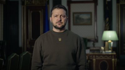 'Дуже важко. Але робимо все, щоб вистояти': Зеленський провів термінове засідання Ставки 'Дуже важко. Але робимо все, щоб вистояти': Зеленський провів термінове засідання Ставки