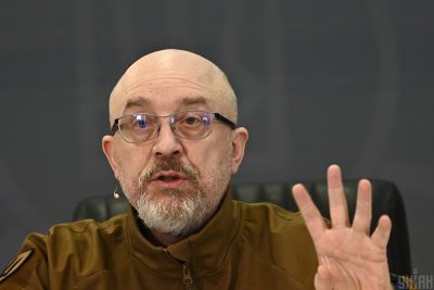 Міноборони могло потрапити у пастку: Резніков здивував подробицями про секретний бункер у Гостомелі