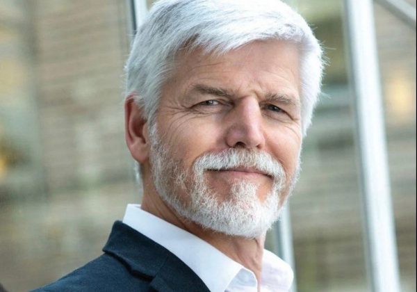 Новый лидер Чехии призвал дать все оружие Украине, однако есть одно ...