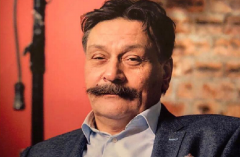 "Я раніше пукав мимоволі, тепер же - тільки згадавши вас": зірка Кухні підколов росіян