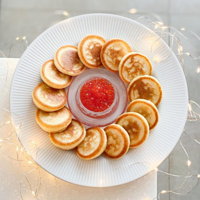 Будут пышные и румяные: как приготовить самые вкусные оладьи