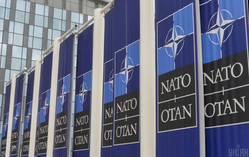 В НАТО есть секретный план из-за угрозы высокоинтенсивного конфликта - Bloomberg