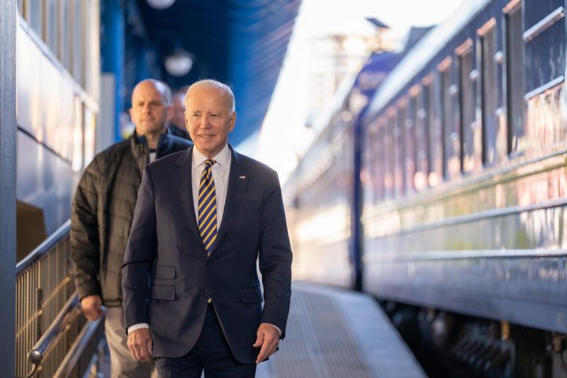 "Байден был в Украине 24 часа, 20 из них – в поезде": в УЗ раскрыли детали, как везли президента США