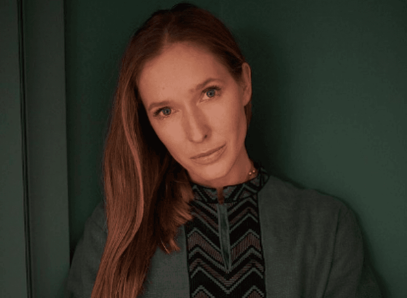 Катя Осадчая показала редкое фото красавицы-матери из семейного архива