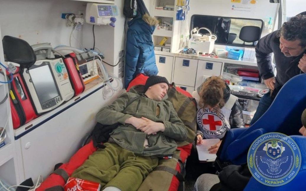 Видача росіянам їх важкопоранених військовополонених Видача росіянам їх важкопоранених військовополонених