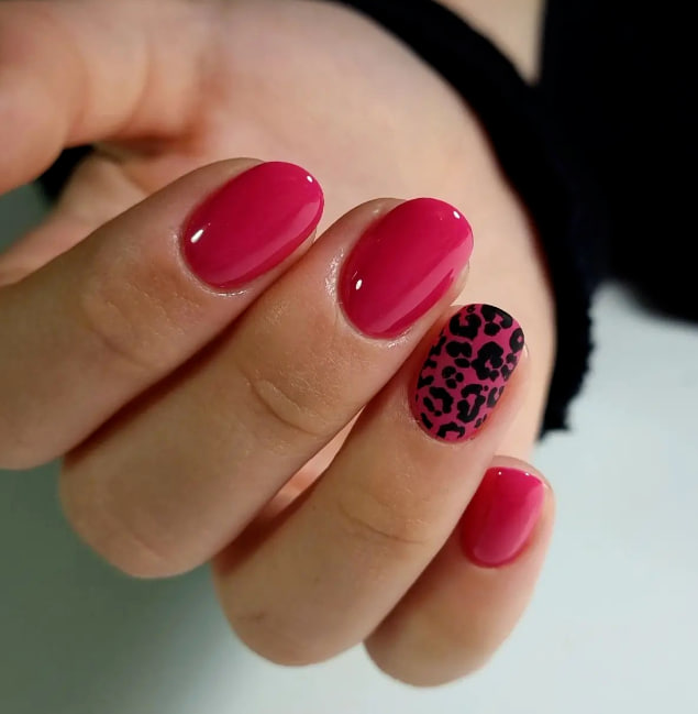Леопардовий манікюр весна 2023