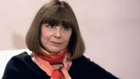 Паралізувало частину обличчя: з відомою російською актрисою сталося нещастя