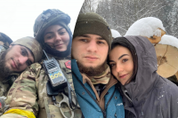 З усіх сил намагалась втримати життя: кохана Да Вінчі особисто вивозила його після поранення