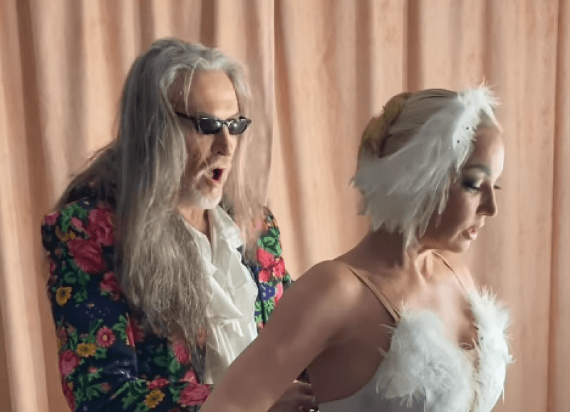 "У Микити все по вертикалі": Волочкова розповіла про магічний жезл одруженого Джигурди