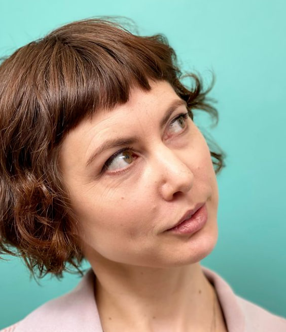 Жіночі короткі стрижки 2023