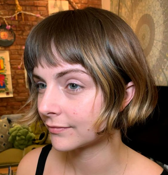 Жіночі короткі стрижки 2023