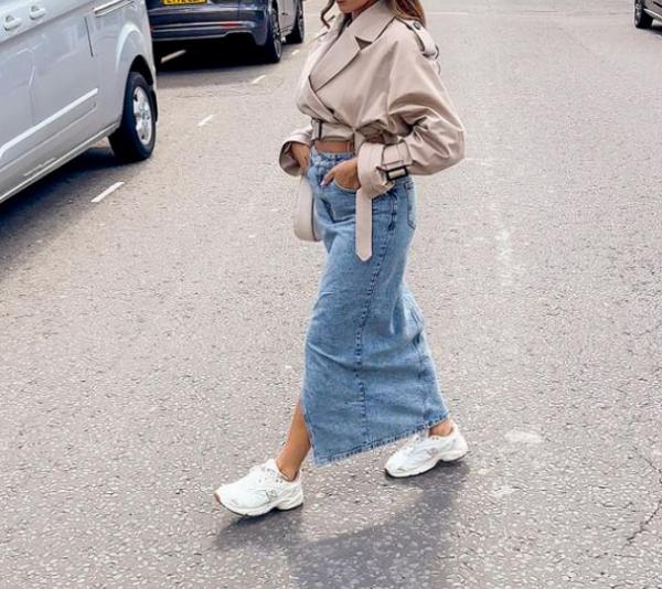 У моду повернулася джинсова спідниця незвичайної краси, яку можна носити куди завгодно У моду повернулася джинсова спідниця незвичайної краси, яку можна носити куди завгодно