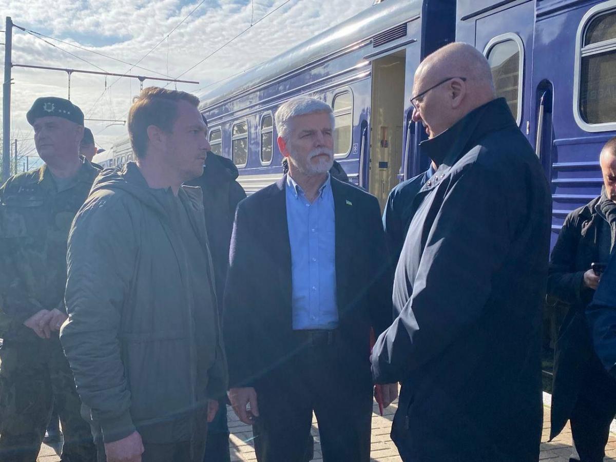 Петро Павло вранці 28 квітня приїхав до Києва Петро Павло вранці 28 квітня приїхав до Києва