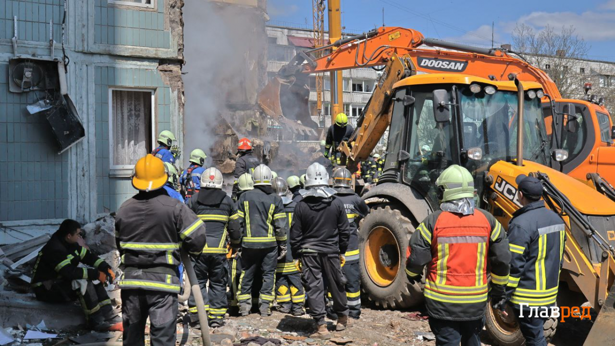 Ракетний удар по Умані 28 квітня Ракетний удар по Умані 28 квітня