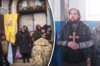 Мати у сльозах просила пустити в храм: на Буковині священники МП не давали відспівати загиблого воїна