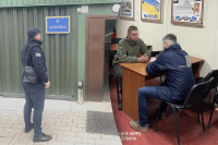 Встановлено інші факти знущань: скандал із побиттям строковика набирає обертів